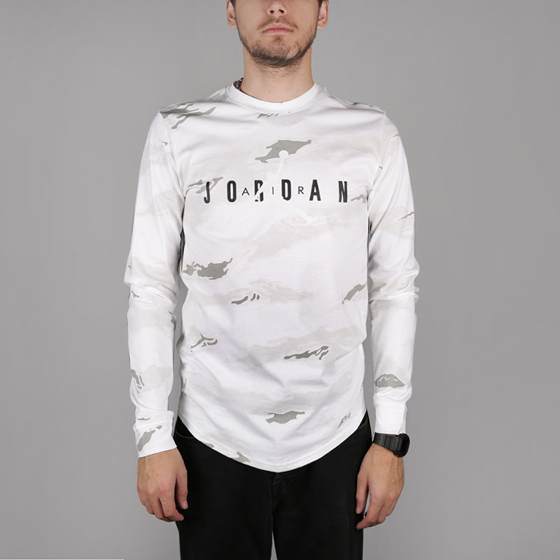   лонгслив Jordan Sportswear Tech Men's Graphic Long-Sleeve T-Shirt AH6331-100 - цена, описание, фото 3